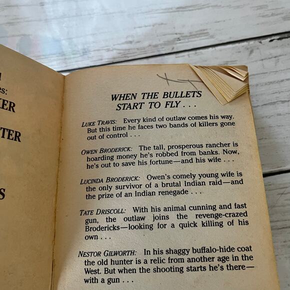 Abilene Series # 9 The Tracker by Justin Ladd Vintage Western Book - Picture 4 of 5